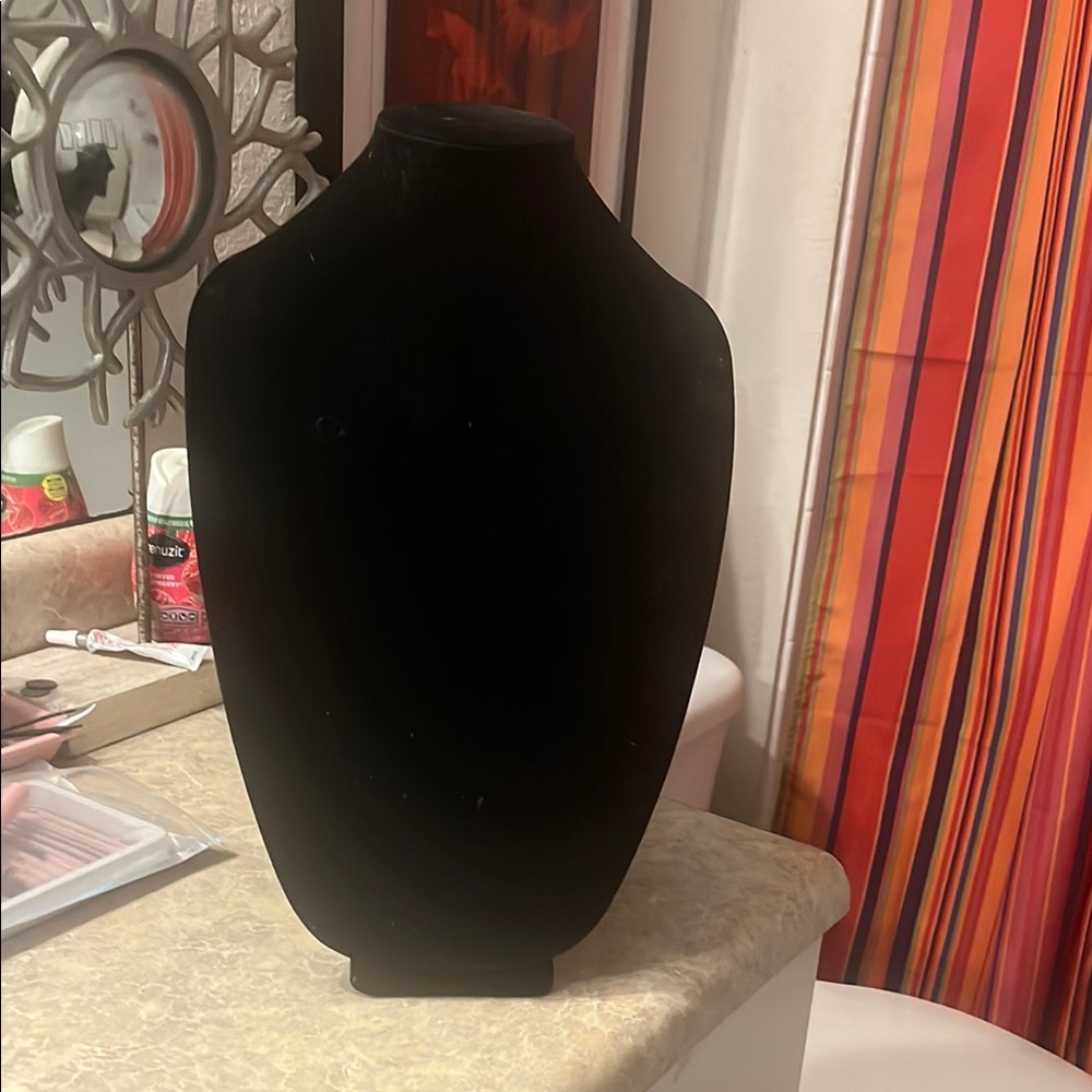 Black Jewelry Display Stand